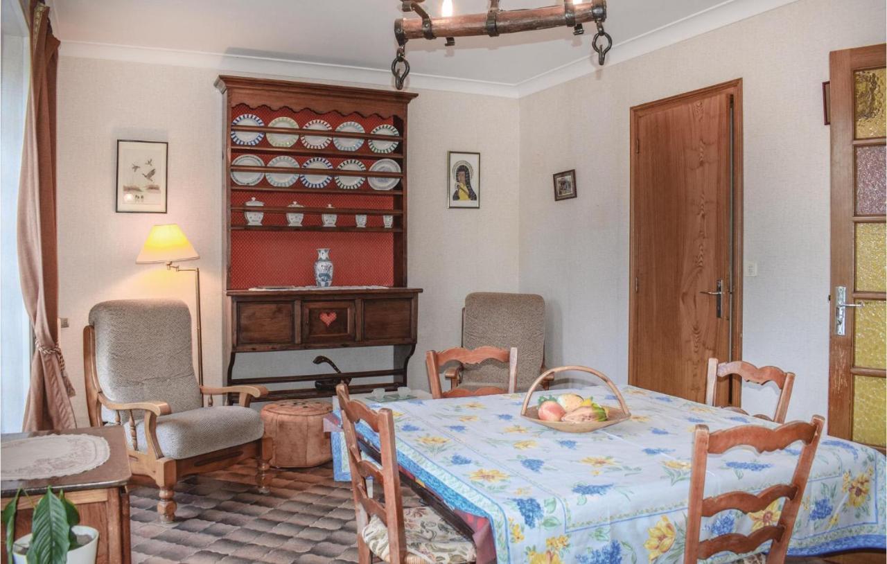 Cozy Home In Plancoet With Wifi Екстер'єр фото
