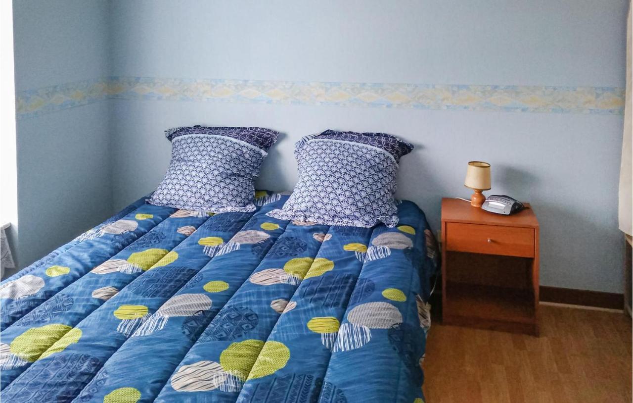 Cozy Home In Plancoet With Wifi Екстер'єр фото